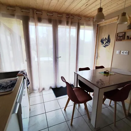 Sejour Cosy En Auvergne Nature Randos Et Volcans 公寓 *